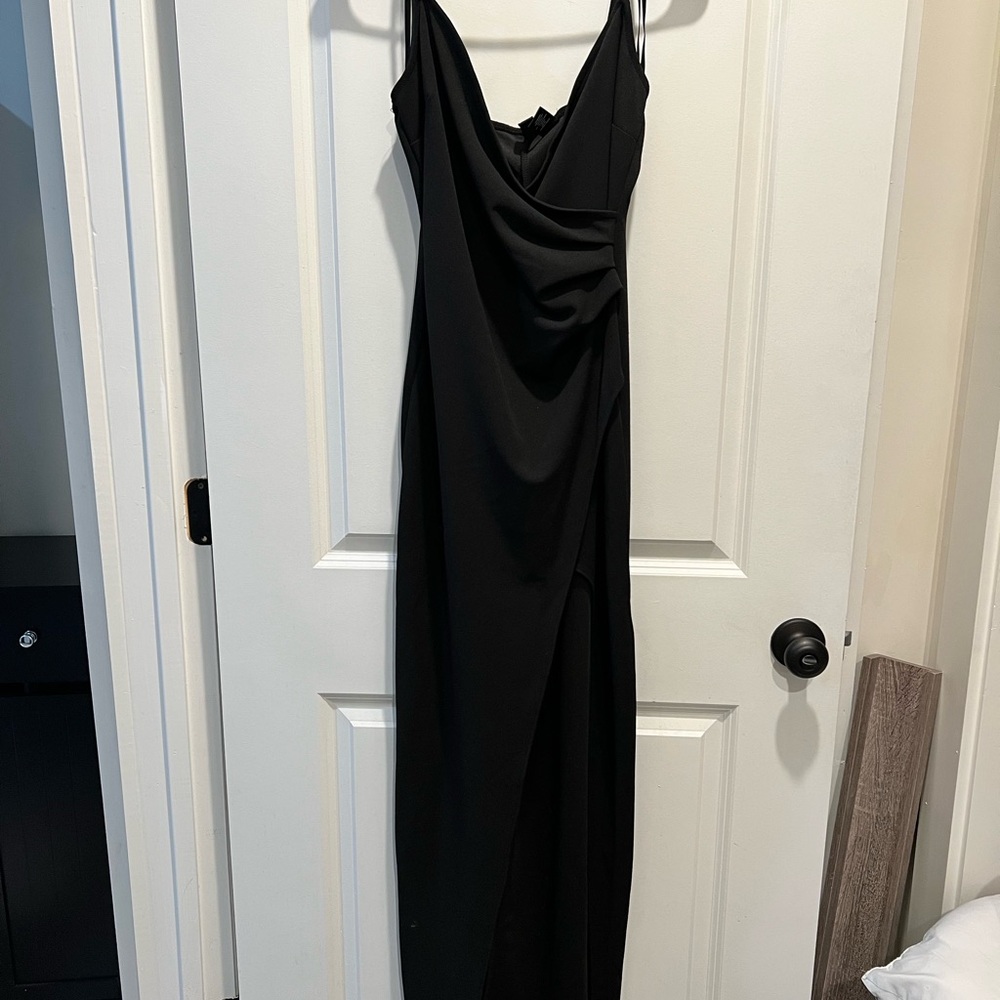 Elegant Black Evening Dress